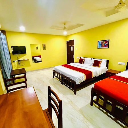 Madaparambil Residency Alwaye المظهر الخارجي الصورة