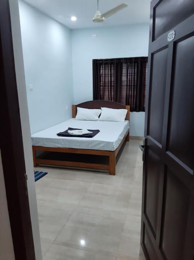 Madaparambil Residency Alwaye المظهر الخارجي الصورة