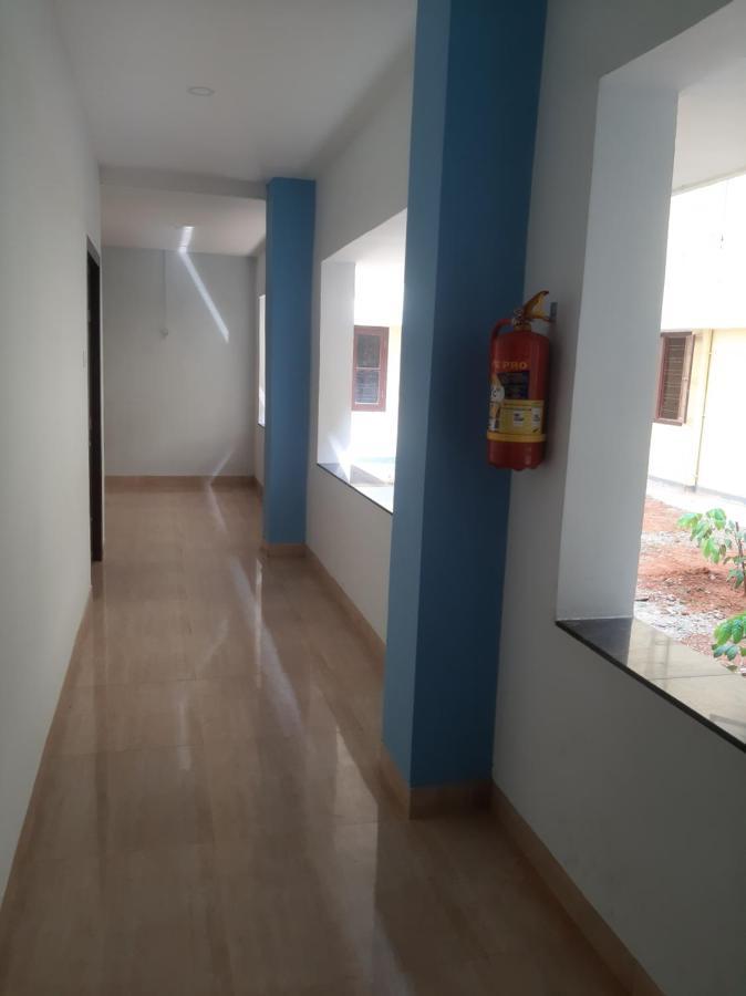 Madaparambil Residency Alwaye المظهر الخارجي الصورة