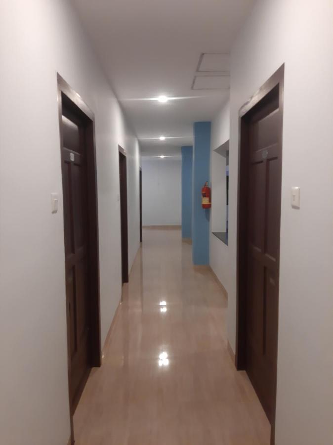 Madaparambil Residency Alwaye المظهر الخارجي الصورة