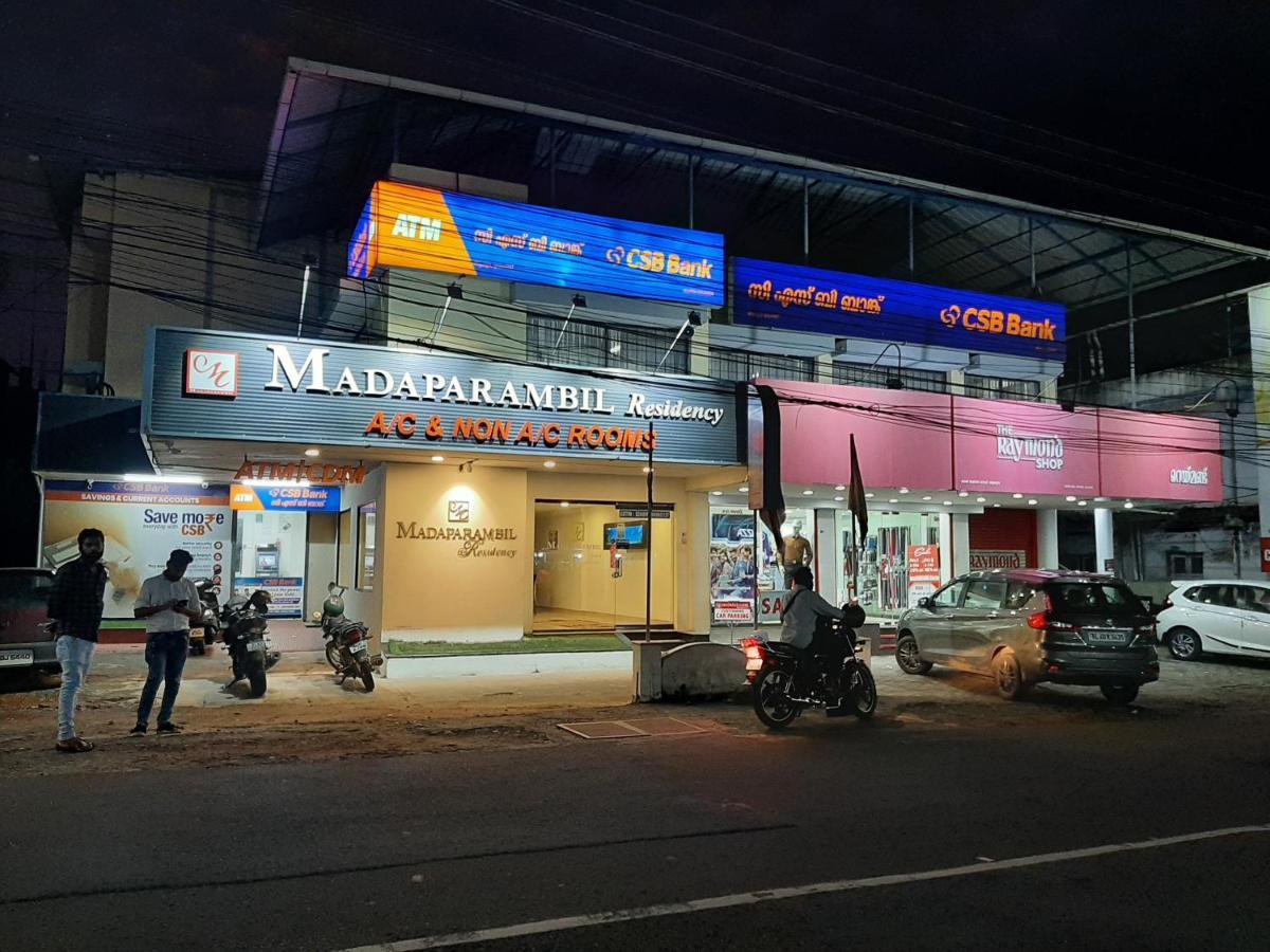 Madaparambil Residency Alwaye المظهر الخارجي الصورة