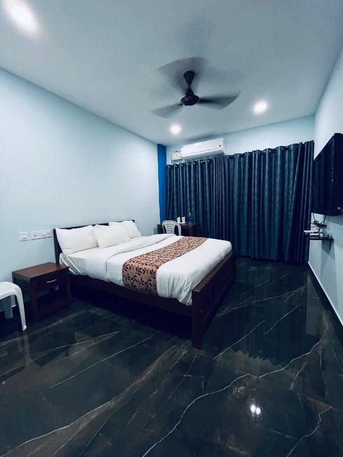 Madaparambil Residency Alwaye المظهر الخارجي الصورة
