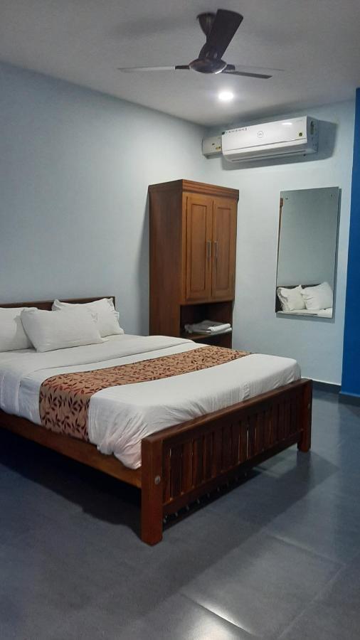 Madaparambil Residency Alwaye المظهر الخارجي الصورة