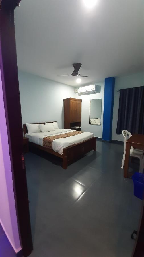 Madaparambil Residency Alwaye المظهر الخارجي الصورة